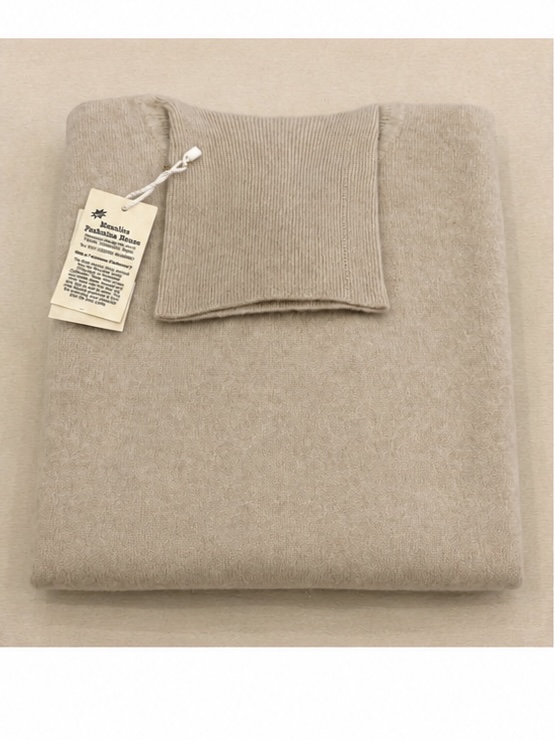 MAN Hi-NECK Sweater