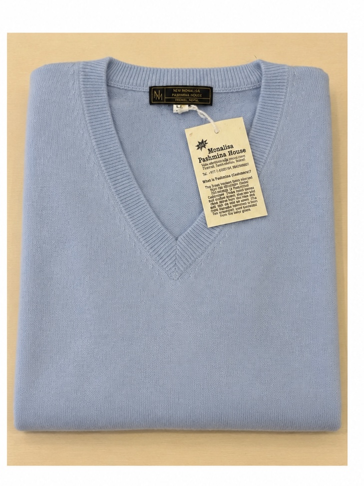 Man Sweater / Neck