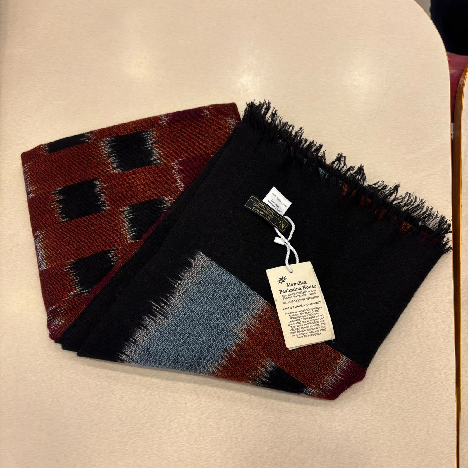 E Cat shawl